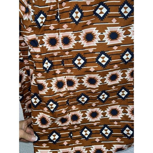 DULUTH Trading Aztec Western Button Shirt Womens Medium EUC (1A) - Picture 7 of 9